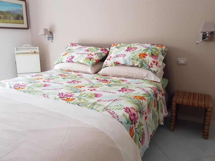 La Casa Di Giorgina Apartment Sorrento Bagian luar foto